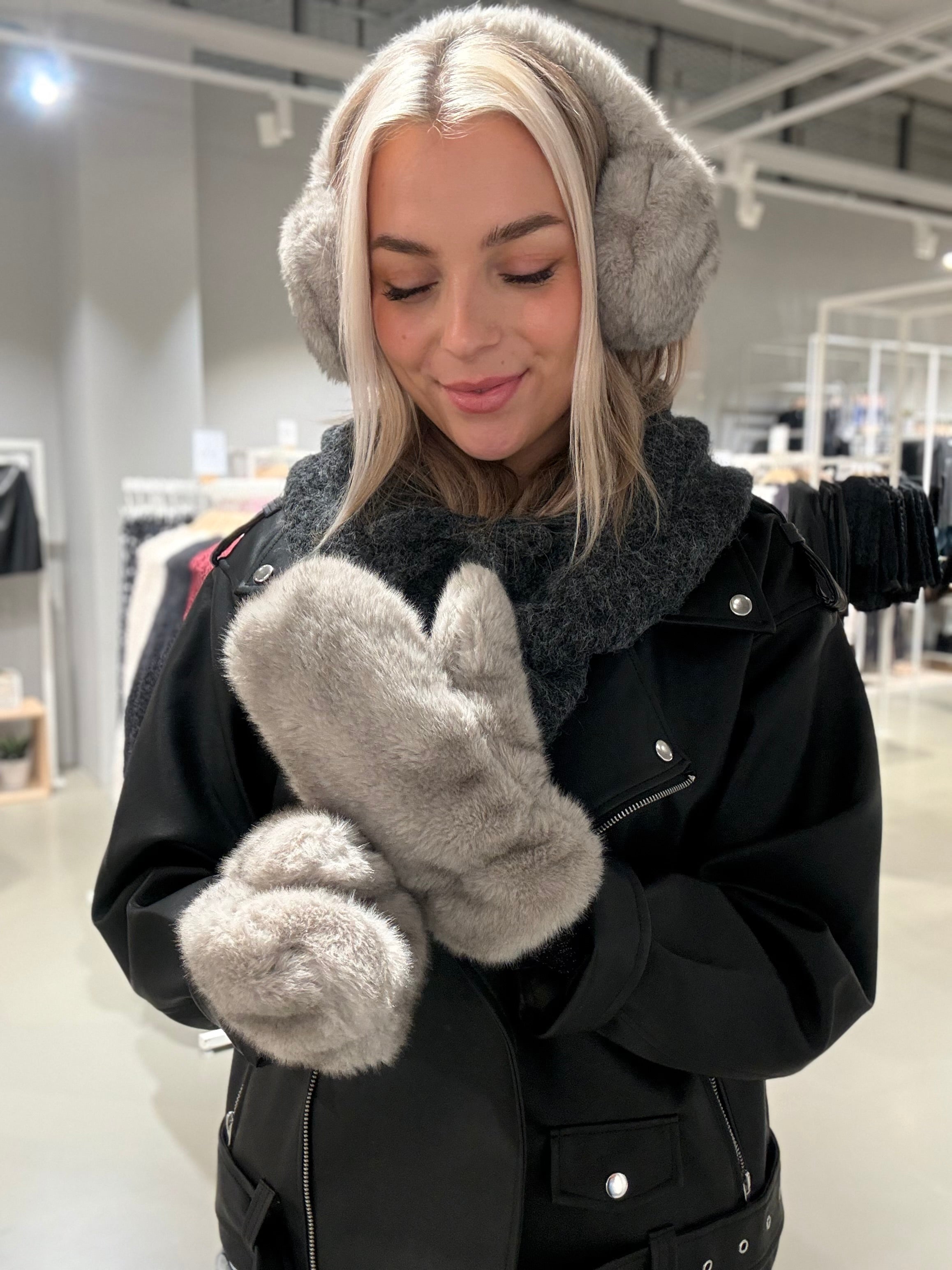 PCJUTLANDIA Mittens - Greige